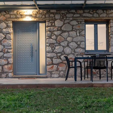 Vivari Stone House Luaran gambar