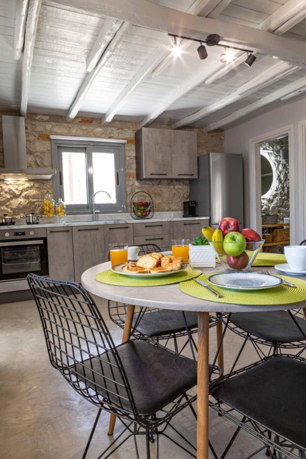 Vivari Stone House Luaran gambar