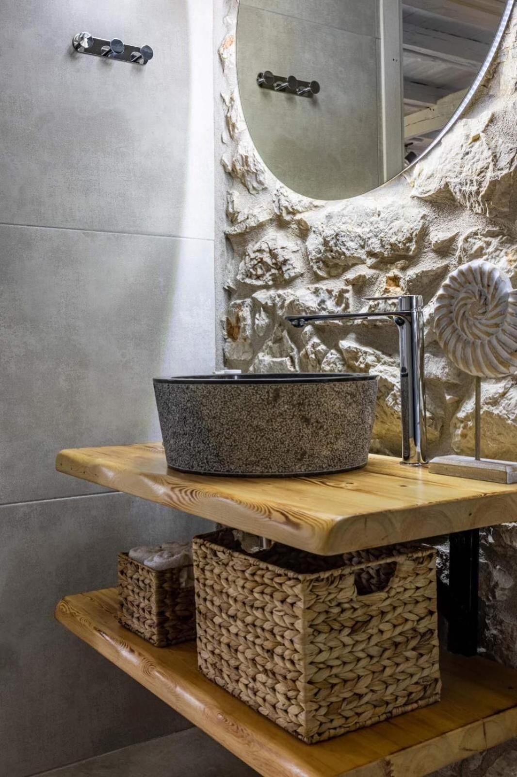 Vivari Stone House Luaran gambar